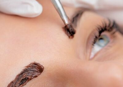 teinture sourcils